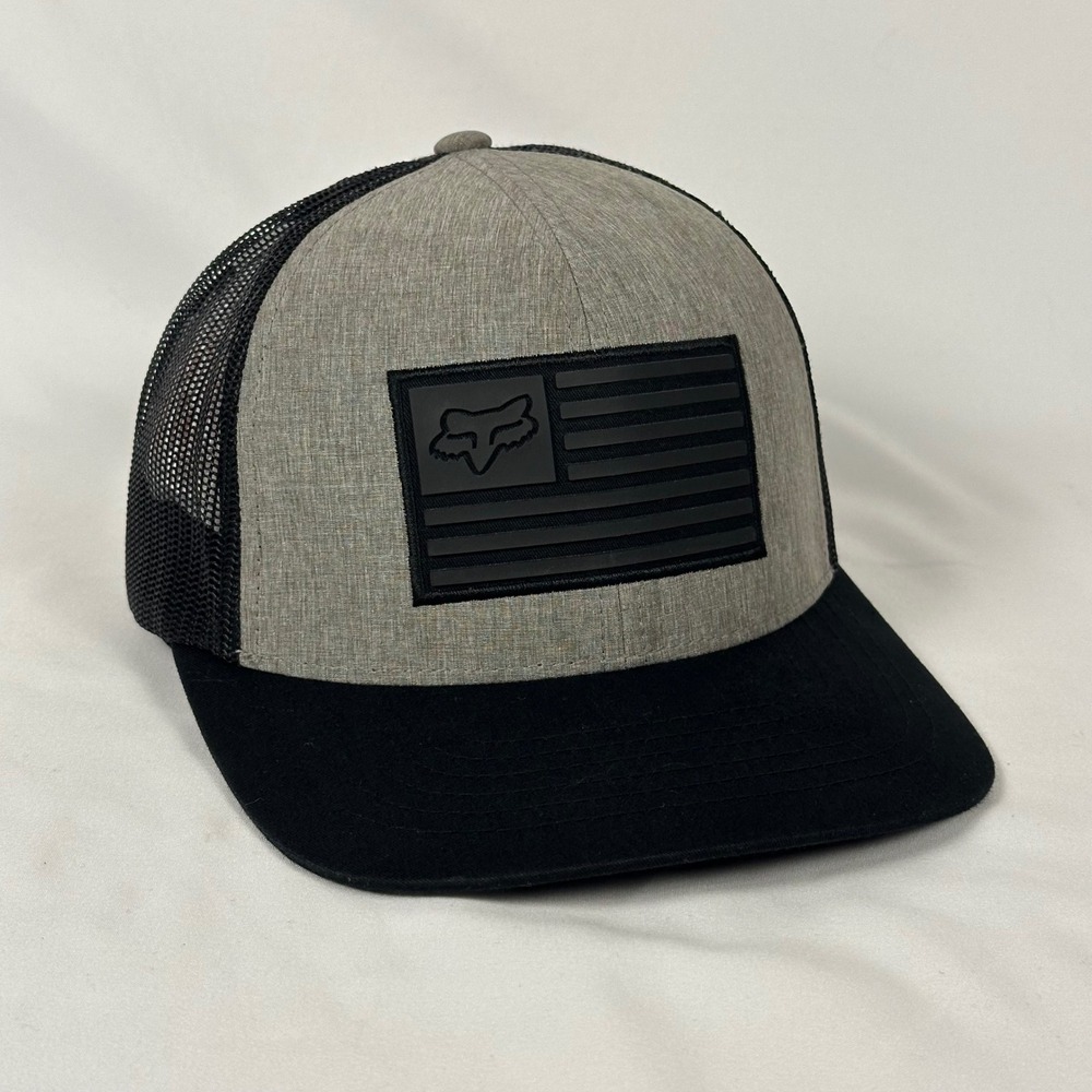 Fox Racing Trucker Hat Mens OSFA Grey Black Flag Patch Snapback Mesh Cap